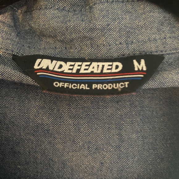 Men Undefeated Denim Button up long sleeve Size Medium - Picture 3 of 4